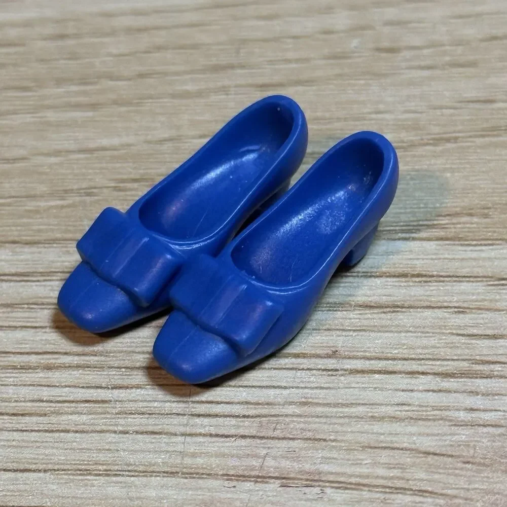 Francie Barbie Royal Blue Squishy Low Heel Bow Shoes Japan Vintage 60s Rubber